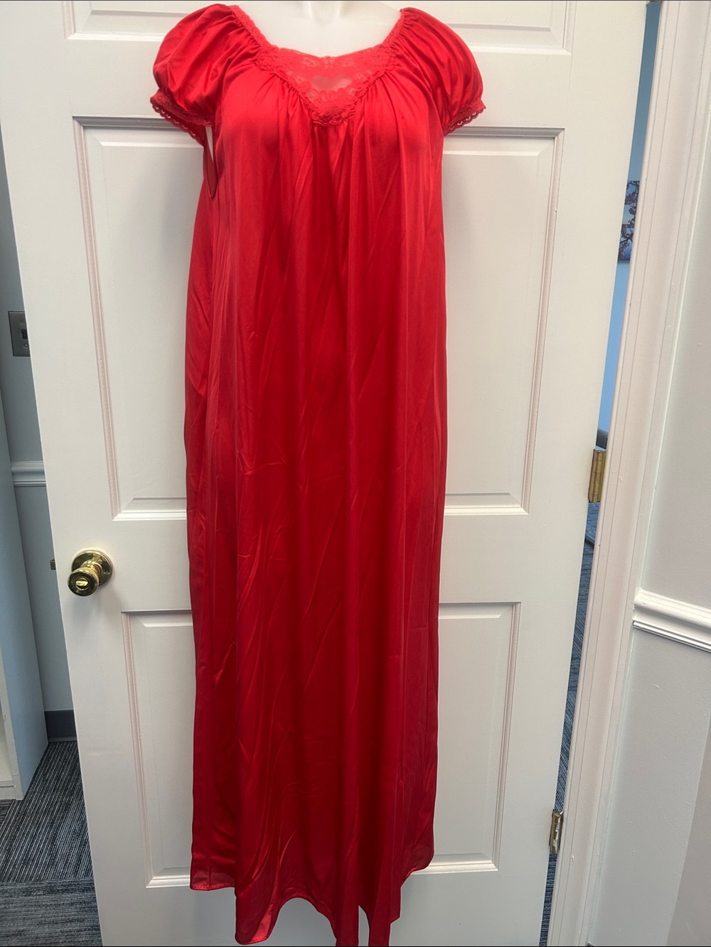 Vintage Romantic Lorraine Red Short-Sleeve Long Nightgown with Lace Trim USA